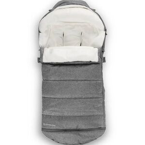 Uppababy cozy ganoosh in light grey